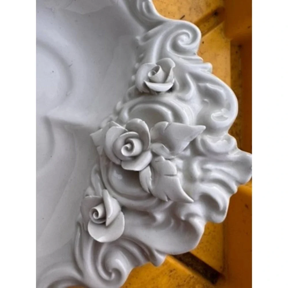 Crafted Italian Romantic Heart Shape Trinket Dish Floral Accent‎ White Porcelain